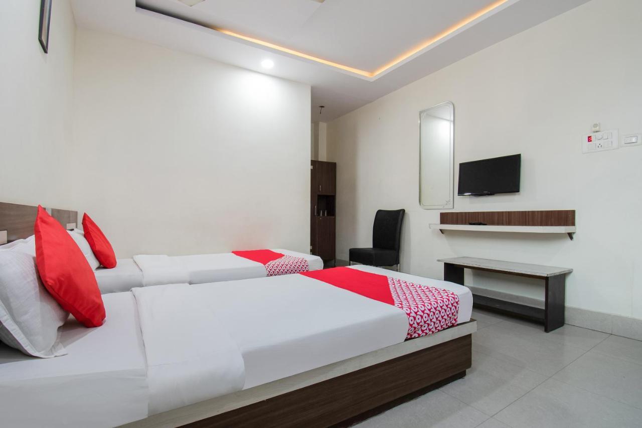 Oyo 44287 Hotel Aarav Plaza Muzaffarpur Kültér fotó