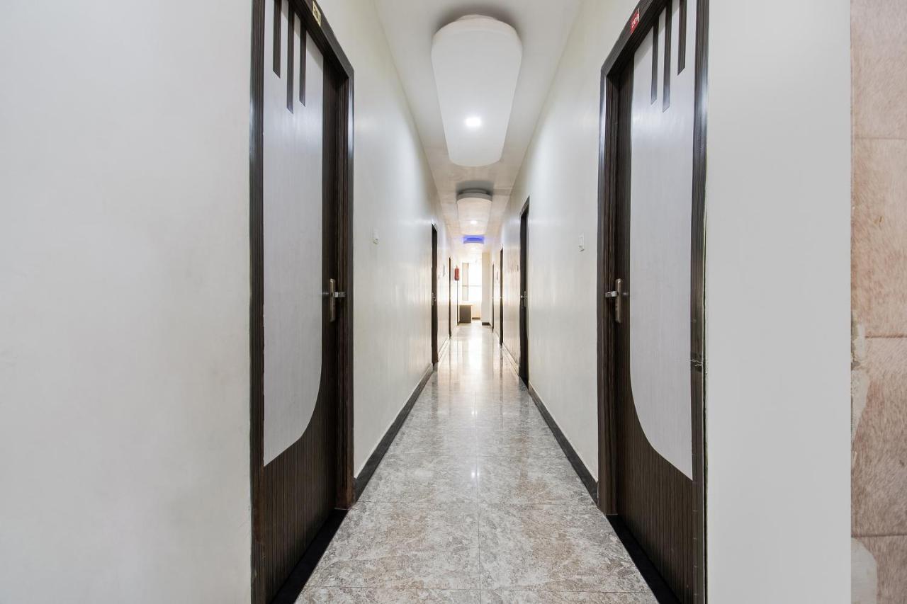 Oyo 44287 Hotel Aarav Plaza Muzaffarpur Kültér fotó